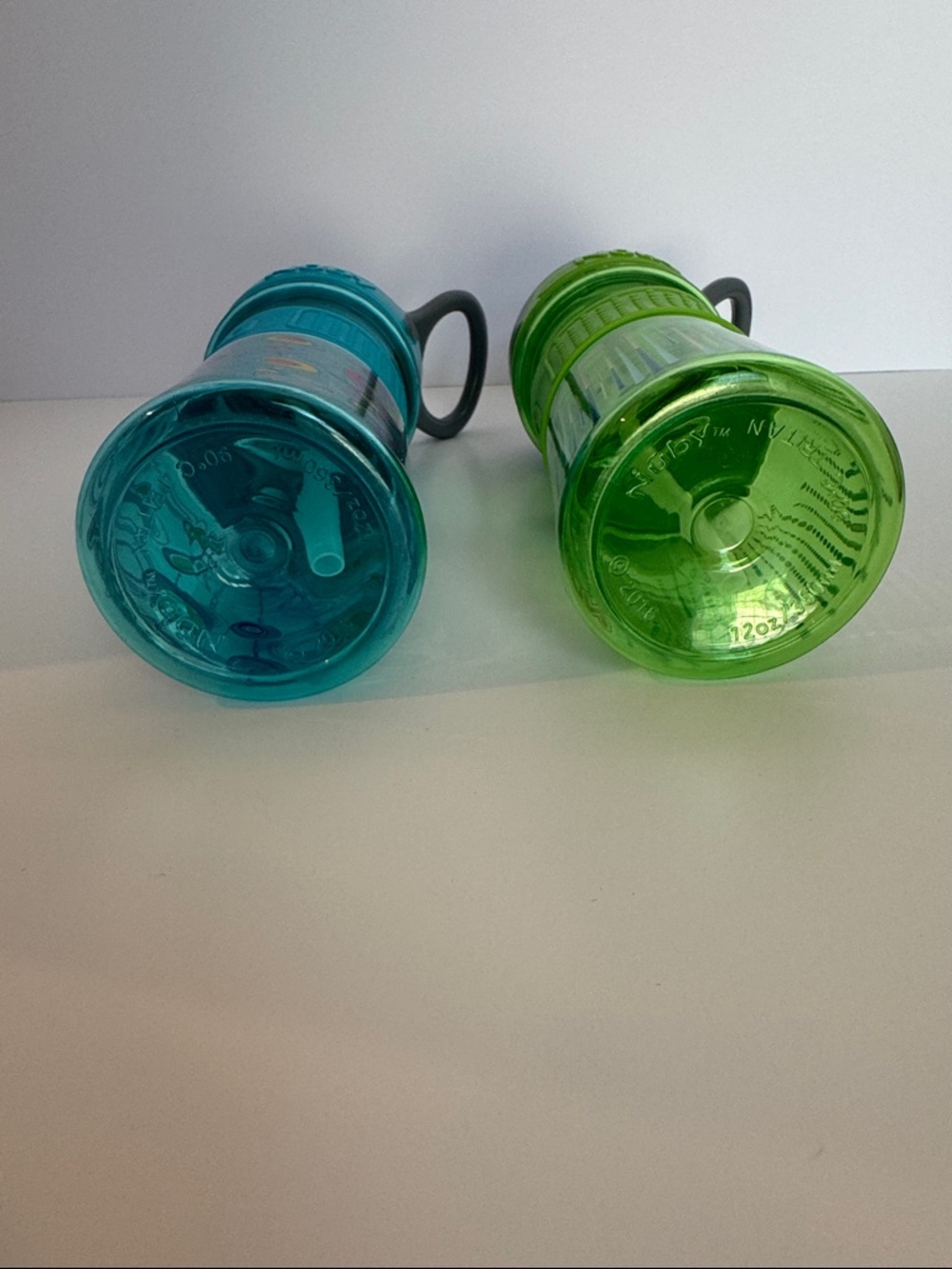 Nuby Brand Kids Leak-Resistant Flip-Top Straw Drinking Bottles - Green and Teal - Picture 2 of 4